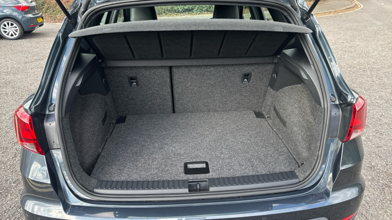 SEAT Arona 1.0 TSI 110 XPERIENCE Lux 5dr DSG Petrol Hatchback